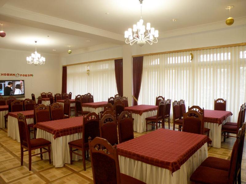 Viktoria Hotel Odesa Exterior photo