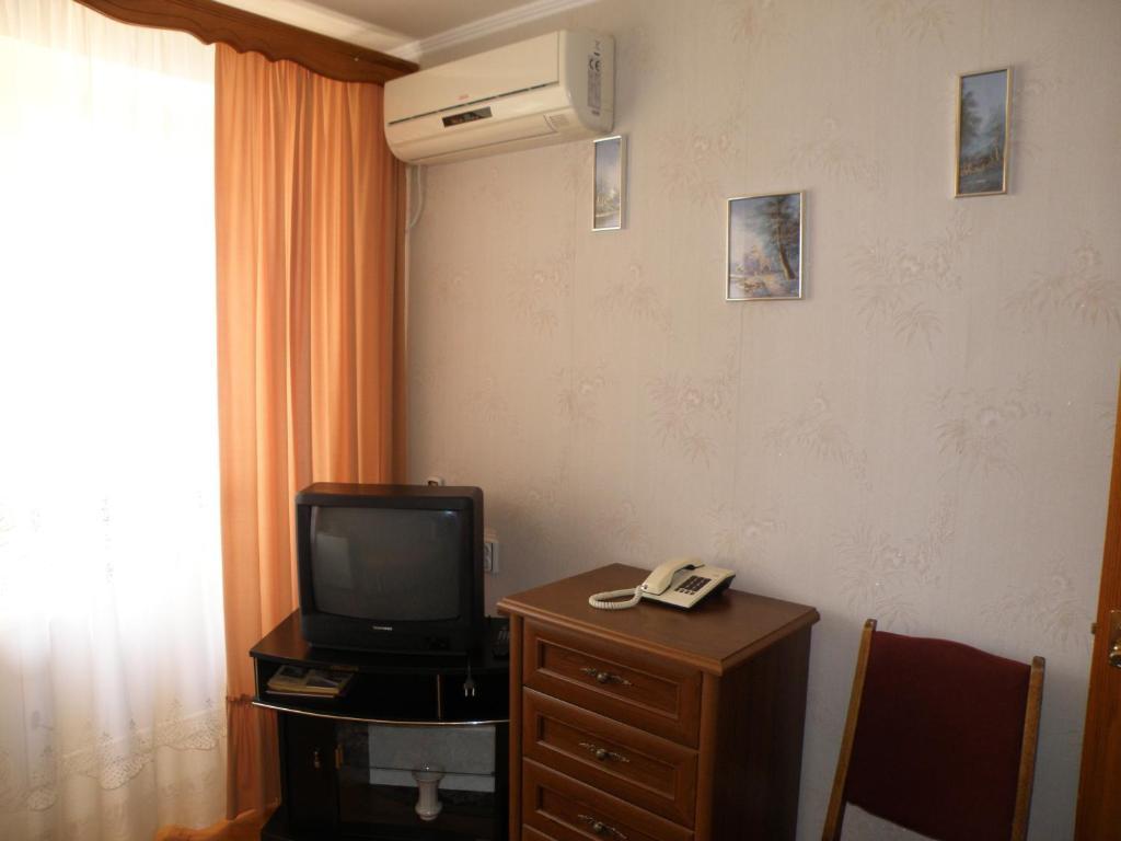Viktoria Hotel Odesa Room photo