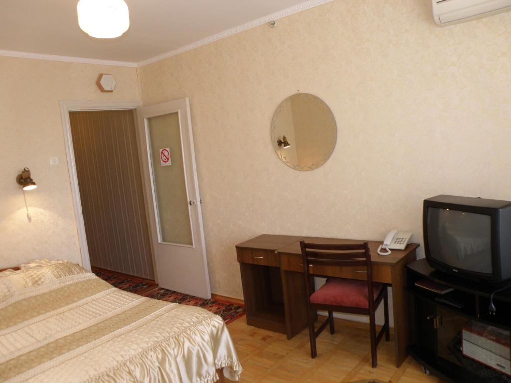 Viktoria Hotel Odesa Room photo